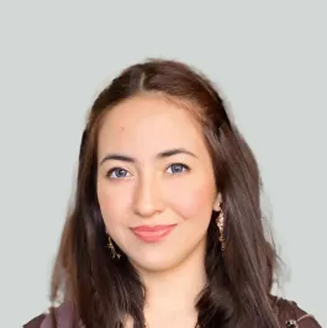Yalda Folad